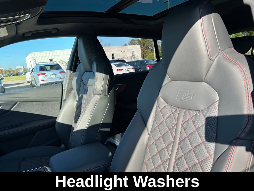 New 2026 Audi SQ8 Prestige image 17