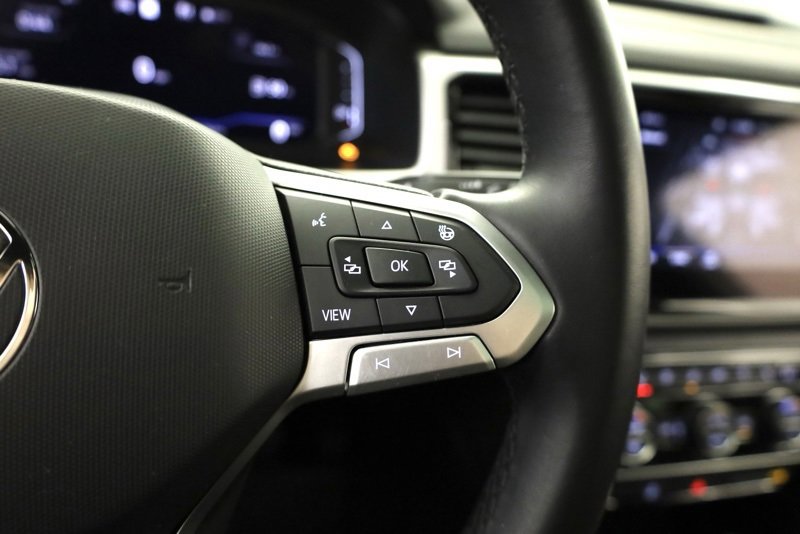 Used 2020 Volkswagen Atlas Cross Sport SEL Premium image 26