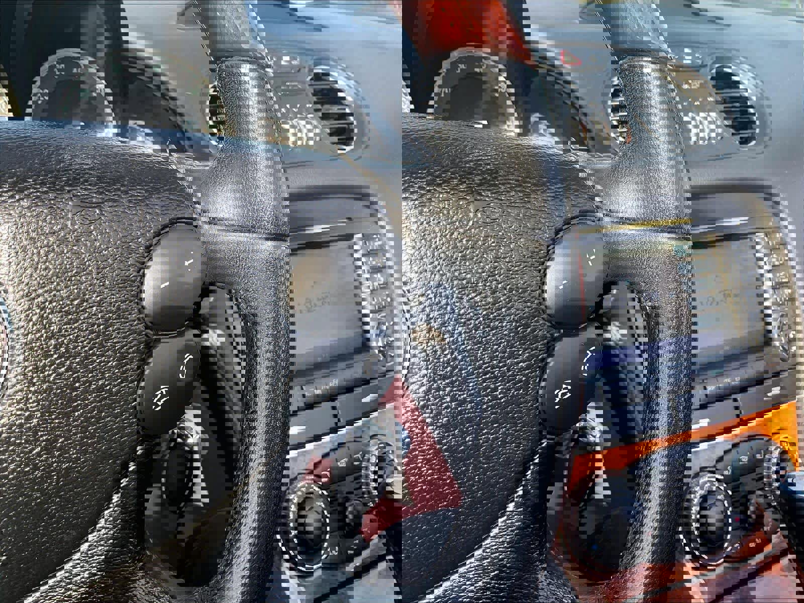 Used 2008 Mercedes-Benz SL 550 image 21