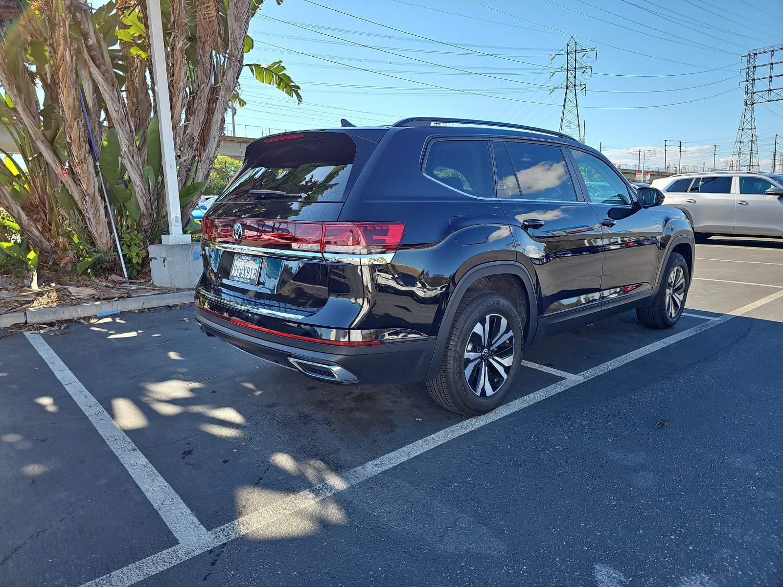 Used 2026 Volkswagen Atlas SE FWD image 5