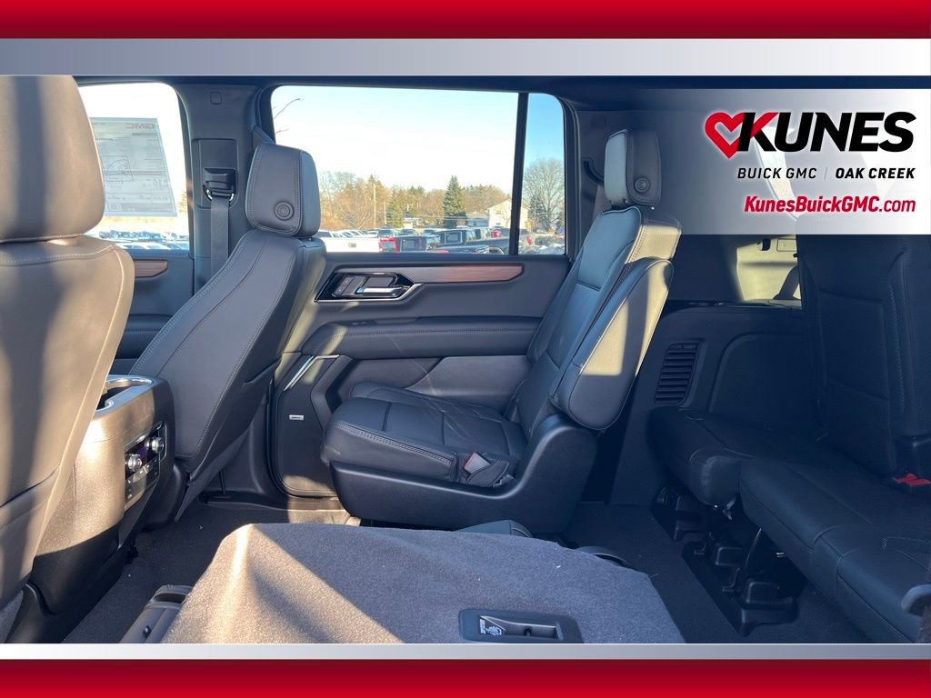 New 2026 GMC Yukon XL Denali w/ Sun & Power Step Package image 8