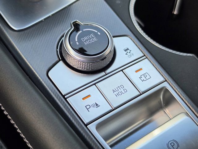 Used 2025 Genesis G70 3.3T Advanced w/ Sport Prestige Package RWD image 28