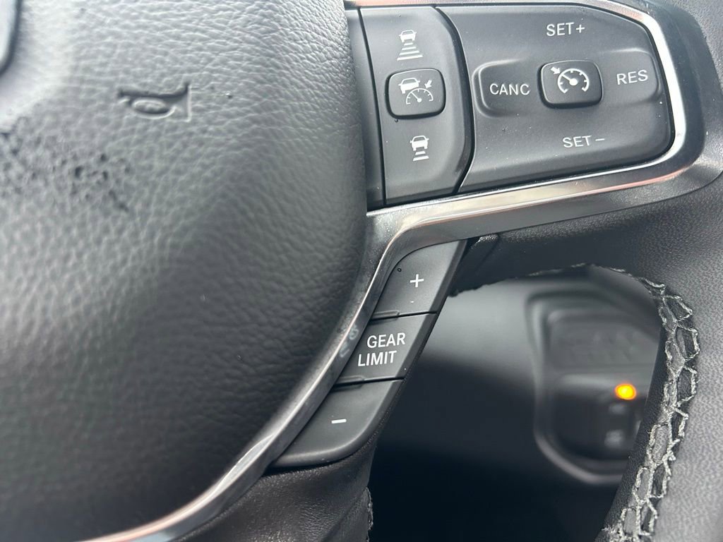 New 2026 RAM 3500 Laramie AWD/4WD image 19