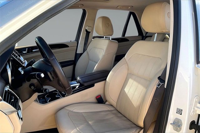 Used 2018 Mercedes-Benz GLE 350 w/ Premium 1 Package image 23