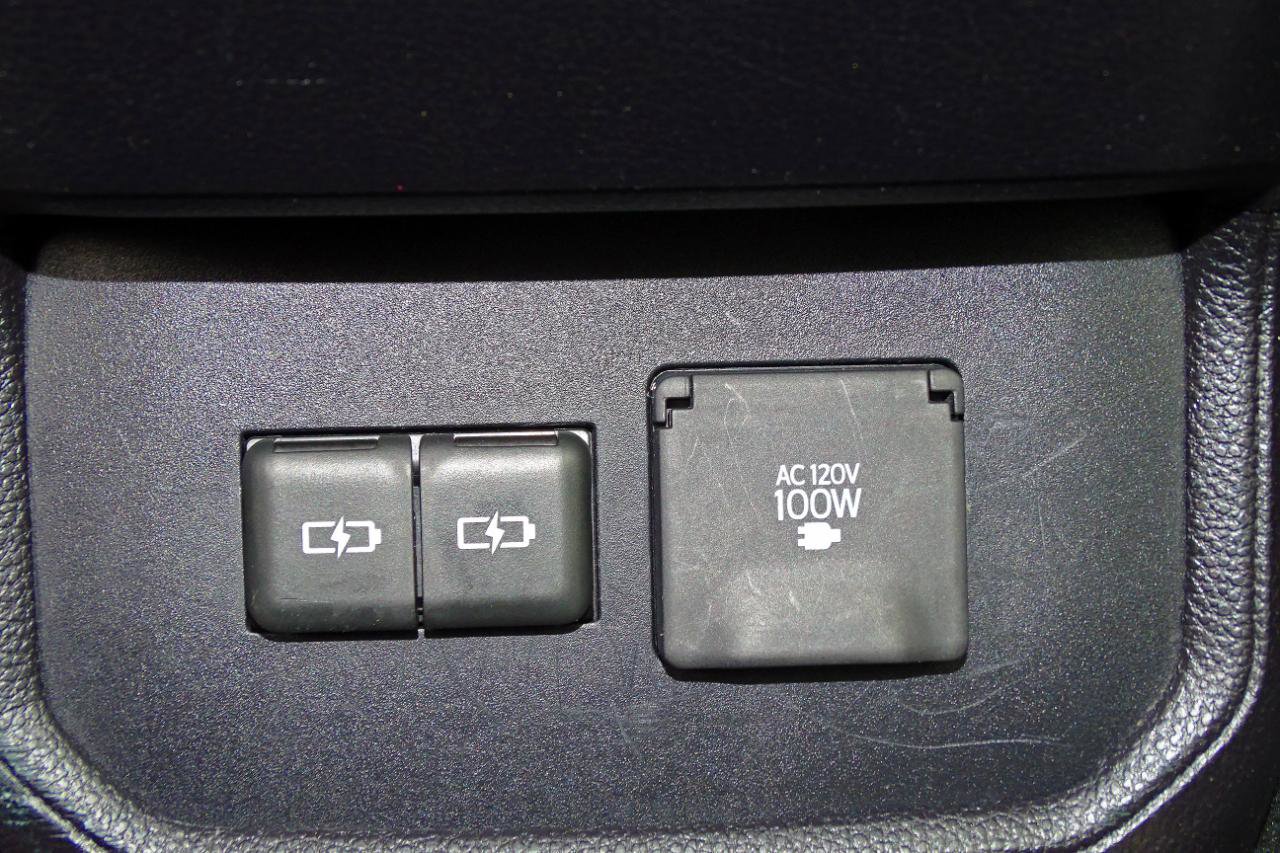 Used 2022 Toyota Highlander Platinum AWD/4WD image 24