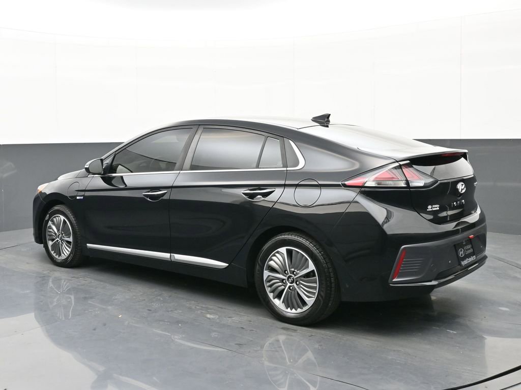 Used 2020 Hyundai Ioniq Limited image 6