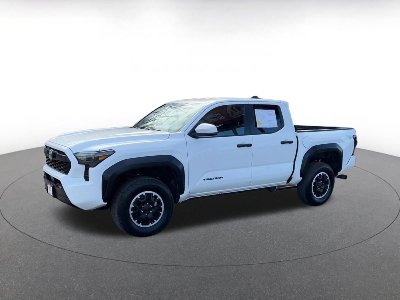 Used 2025 Toyota Tacoma TRD Off-Road image 8