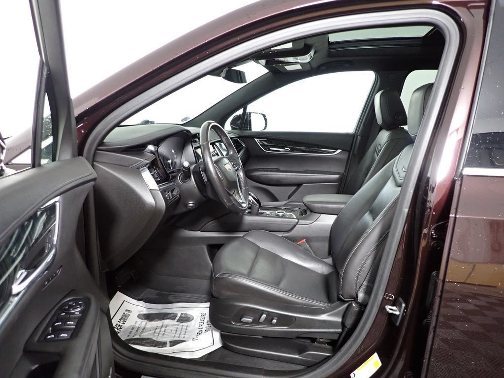 Used 2020 Cadillac XT6 Premium Luxury FWD image 24