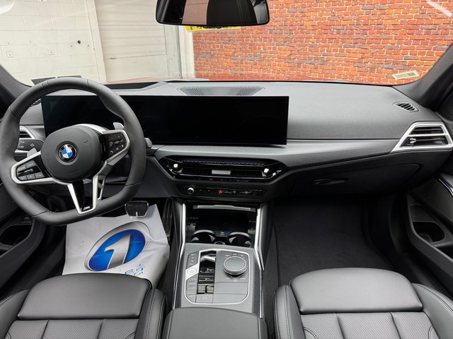 Used 2026 BMW 330i xDrive Sedan w/ M Sport Package AWD/4WD image 12