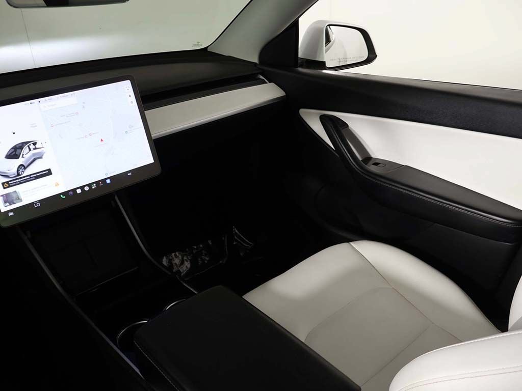 Used 2020 Tesla Model Y Long Range AWD/4WD image 35