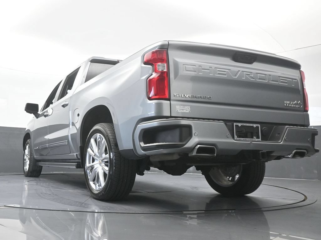 Used 2024 Chevrolet Silverado 1500 High Country w/ Technology Package AWD/4WD image 69