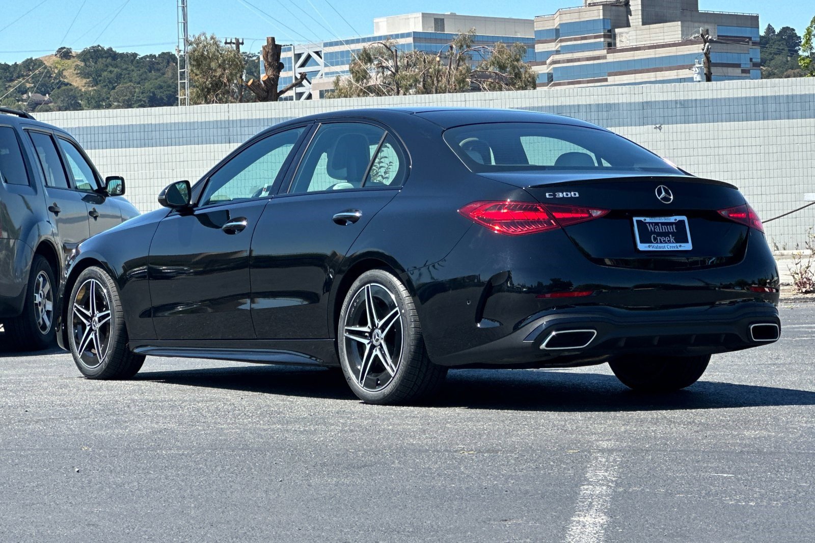 Used 2022 Mercedes-Benz C 300 Sedan image 3