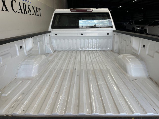 Used 2023 Chevrolet Silverado 2500 W/T w/ Gooseneck/5TH Wheel Package AWD/4WD image 8