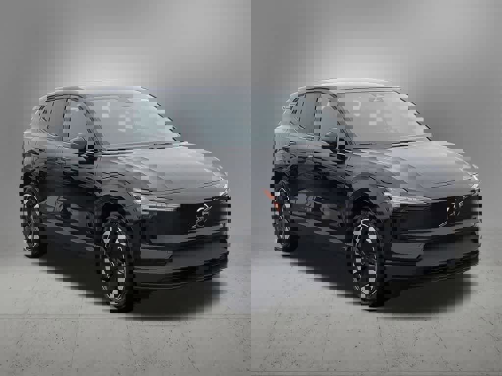 Used 2025 Volvo EX30 Plus w/ Protection Package Premier image 8
