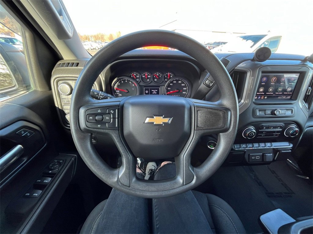 Used 2022 Chevrolet Silverado 1500 Custom image 11