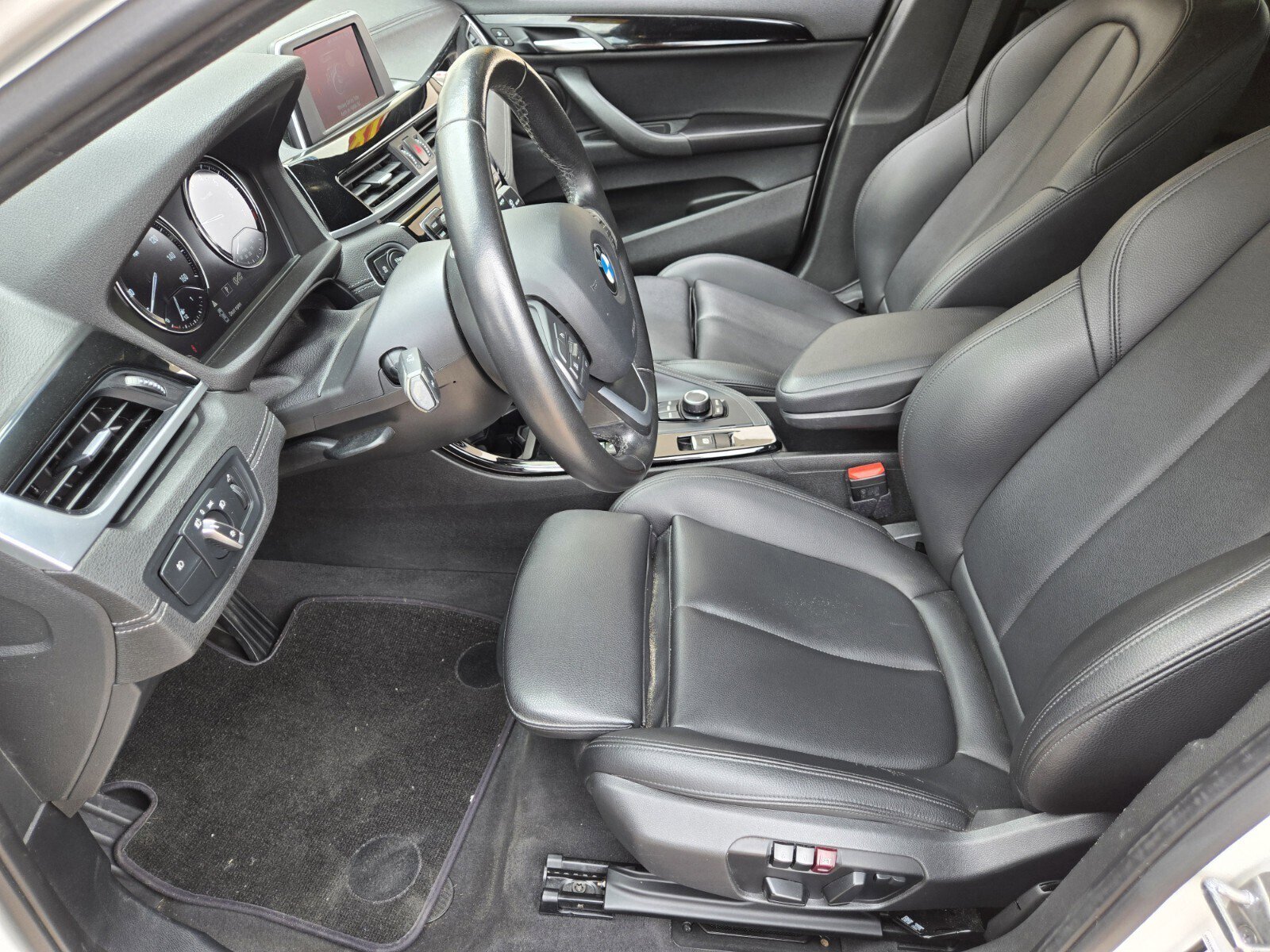 Used 2018 BMW X2 sDrive28i image 7