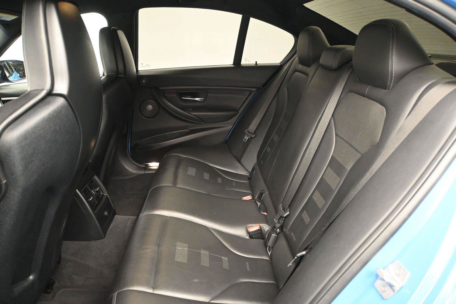 Used 2018 BMW M3 RWD image 12