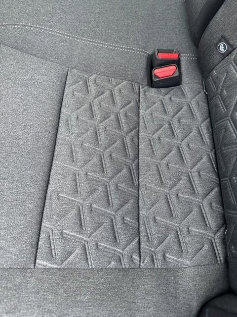 New 2026 Nissan Kicks SV image 13