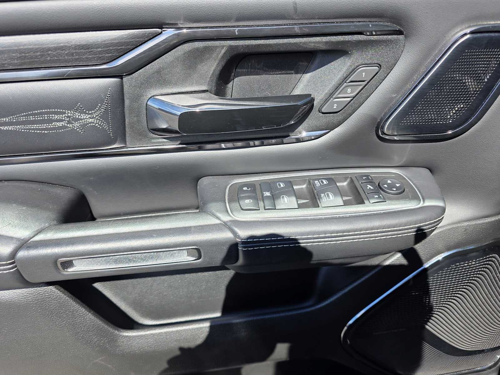 Used 2022 RAM 1500 Limited AWD/4WD image 21
