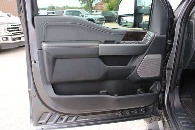 New 2026 Ford F250 Lariat w/ Chrome Package AWD/4WD image 6