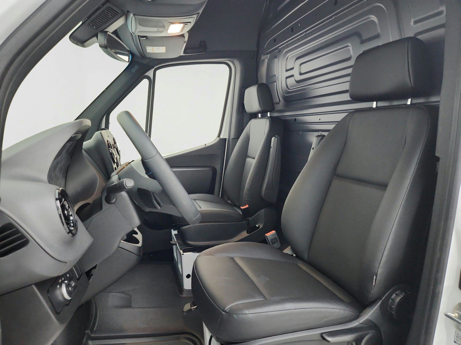 New 2025 Mercedes-Benz Sprinter 2500 image 12