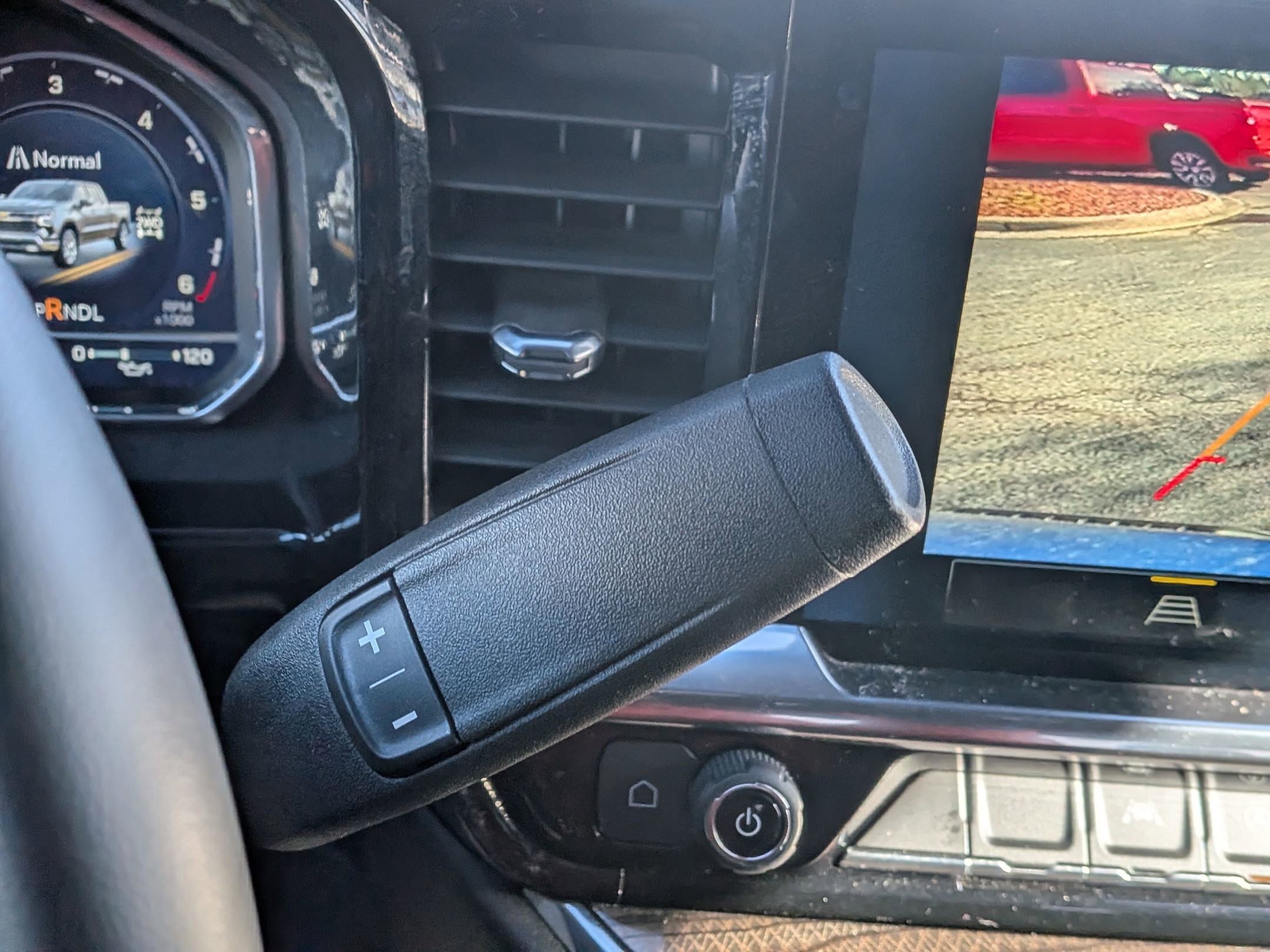 Certified 2024 Chevrolet Silverado 1500 LT image 32