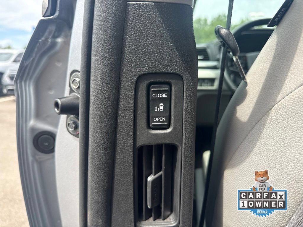 Used 2024 Honda Odyssey Touring image 12