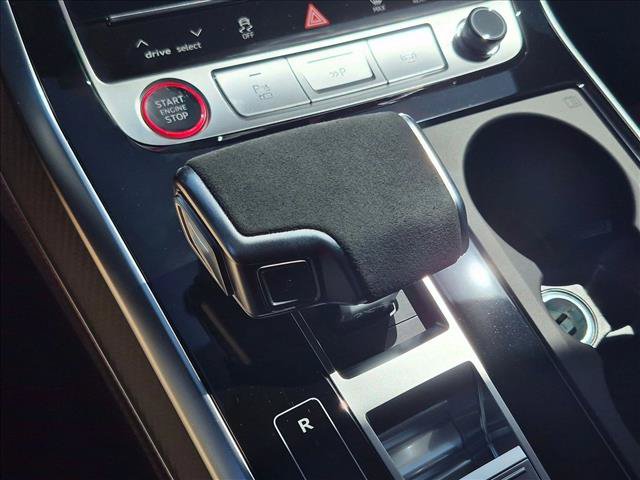 Used 2025 Audi RS Q8 performance AWD/4WD image 6