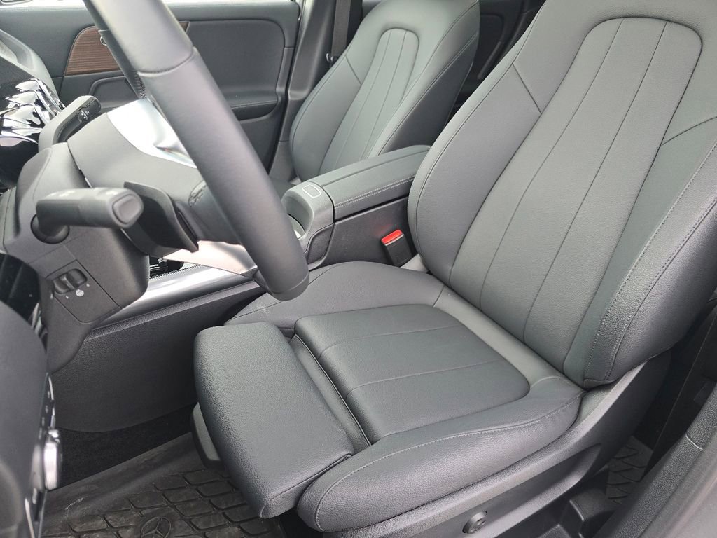 Certified 2026 Mercedes-Benz GLA 250 4MATIC image 25