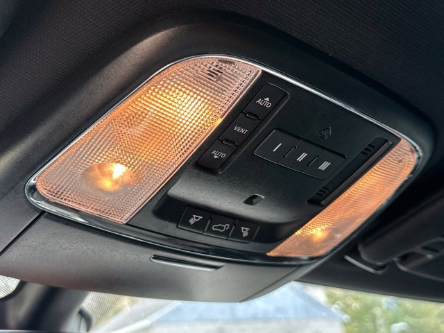 Used 2020 Jeep Grand Cherokee Laredo AWD/4WD image 14