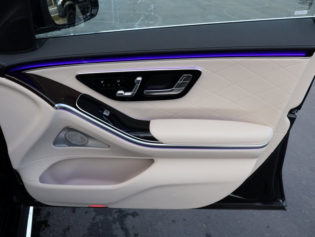 New 2026 Mercedes-Benz S 580 4MATIC Sedan image 13