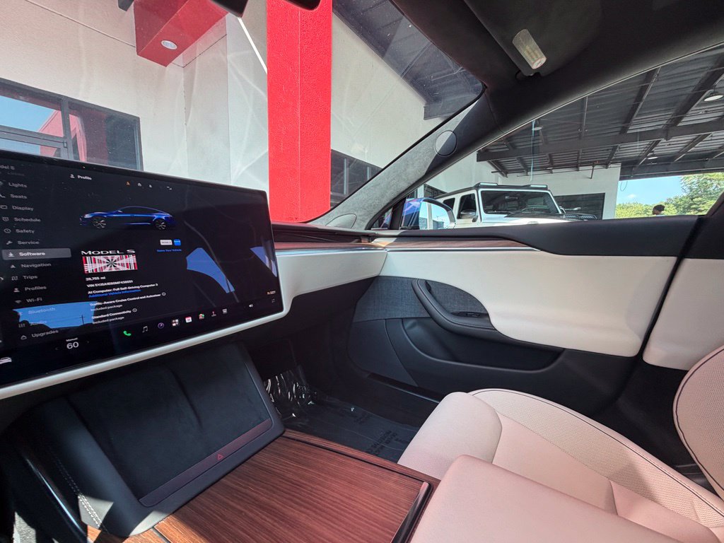 Used 2021 Tesla Model S Plaid AWD/4WD image 25