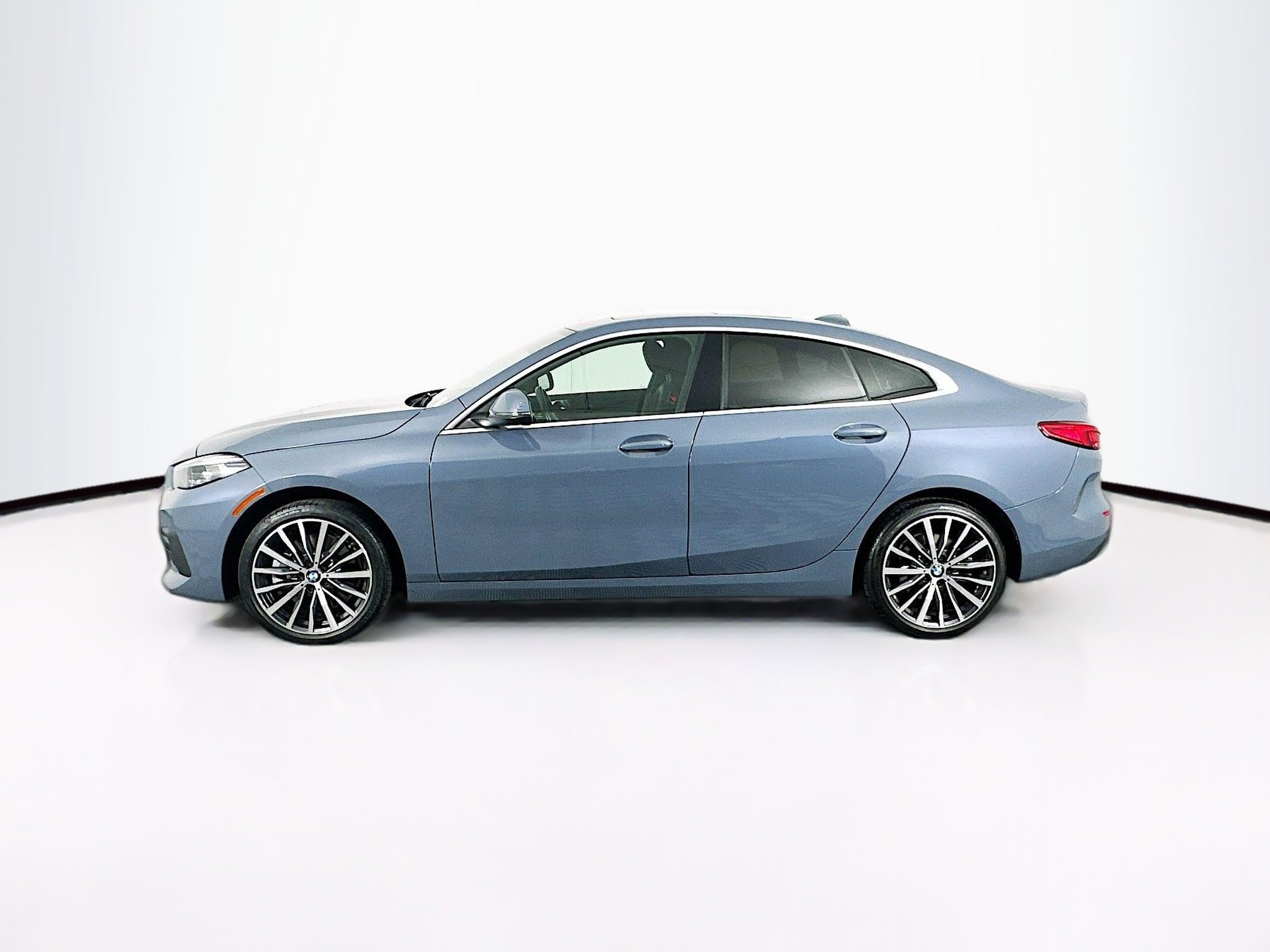 Used 2023 BMW 228i Gran Coupe w/ Convenience Package FWD image 4