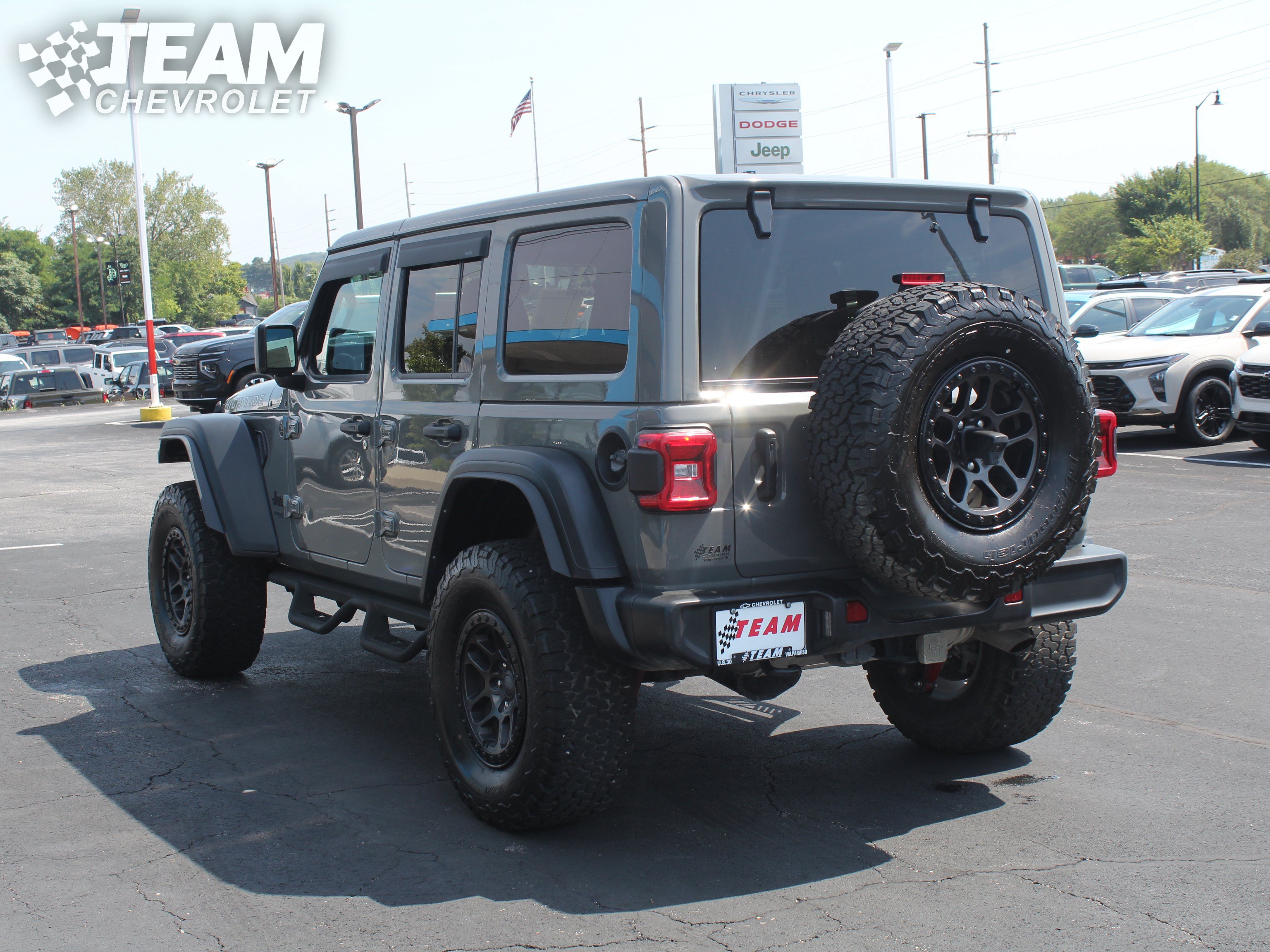 Used 2022 Jeep Wrangler Unlimited Sport AWD/4WD image 8