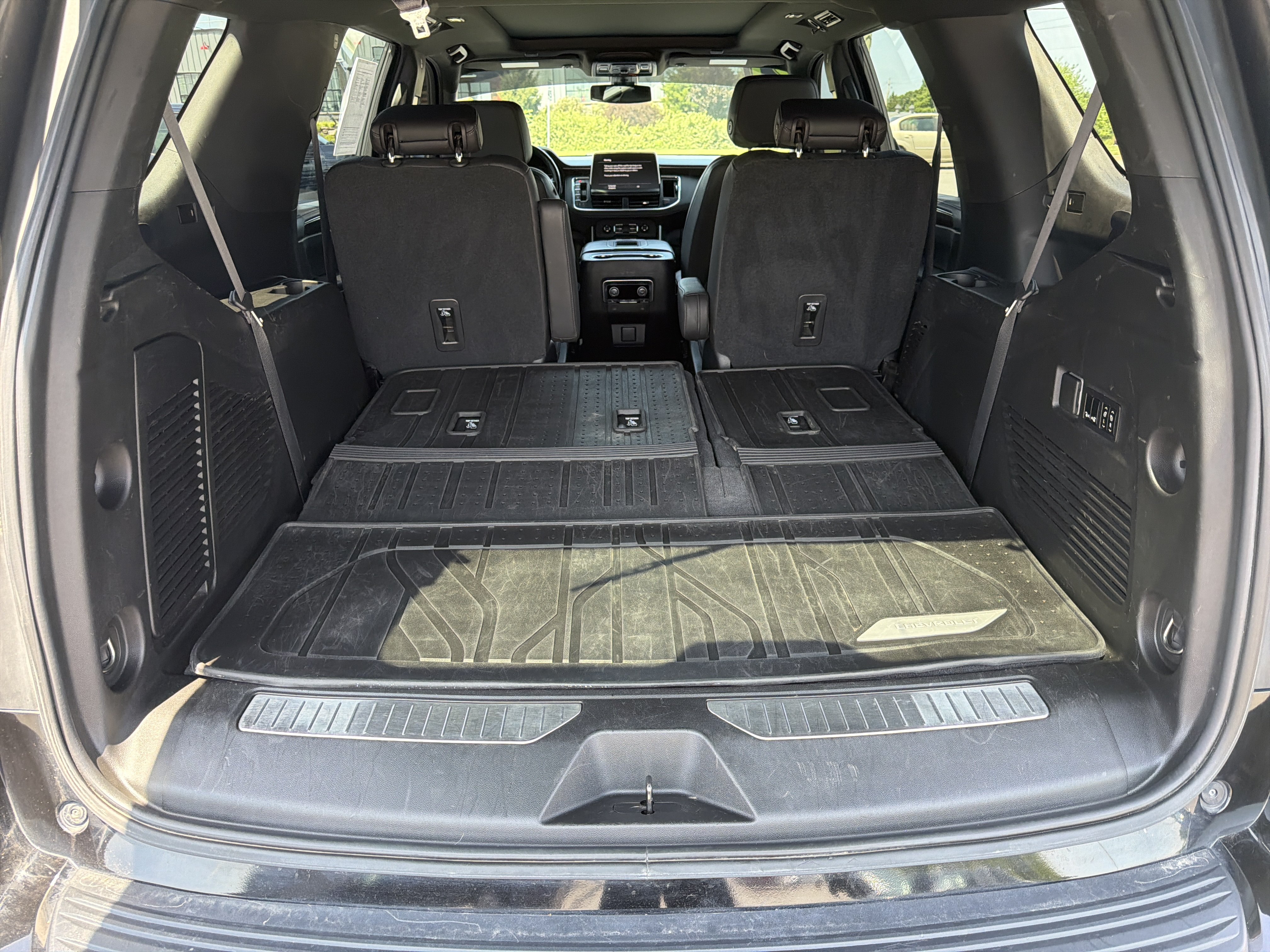 Used 2021 Chevrolet Tahoe Z71 w/ Z71 Signature Package AWD/4WD video 5