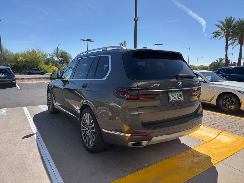 Certified 2024 BMW X7 xDrive40i image 4