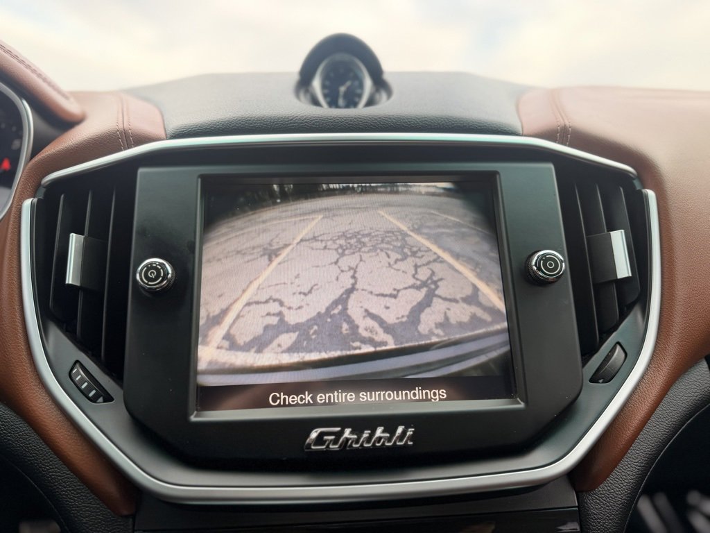 Used 2016 Maserati Ghibli image 26