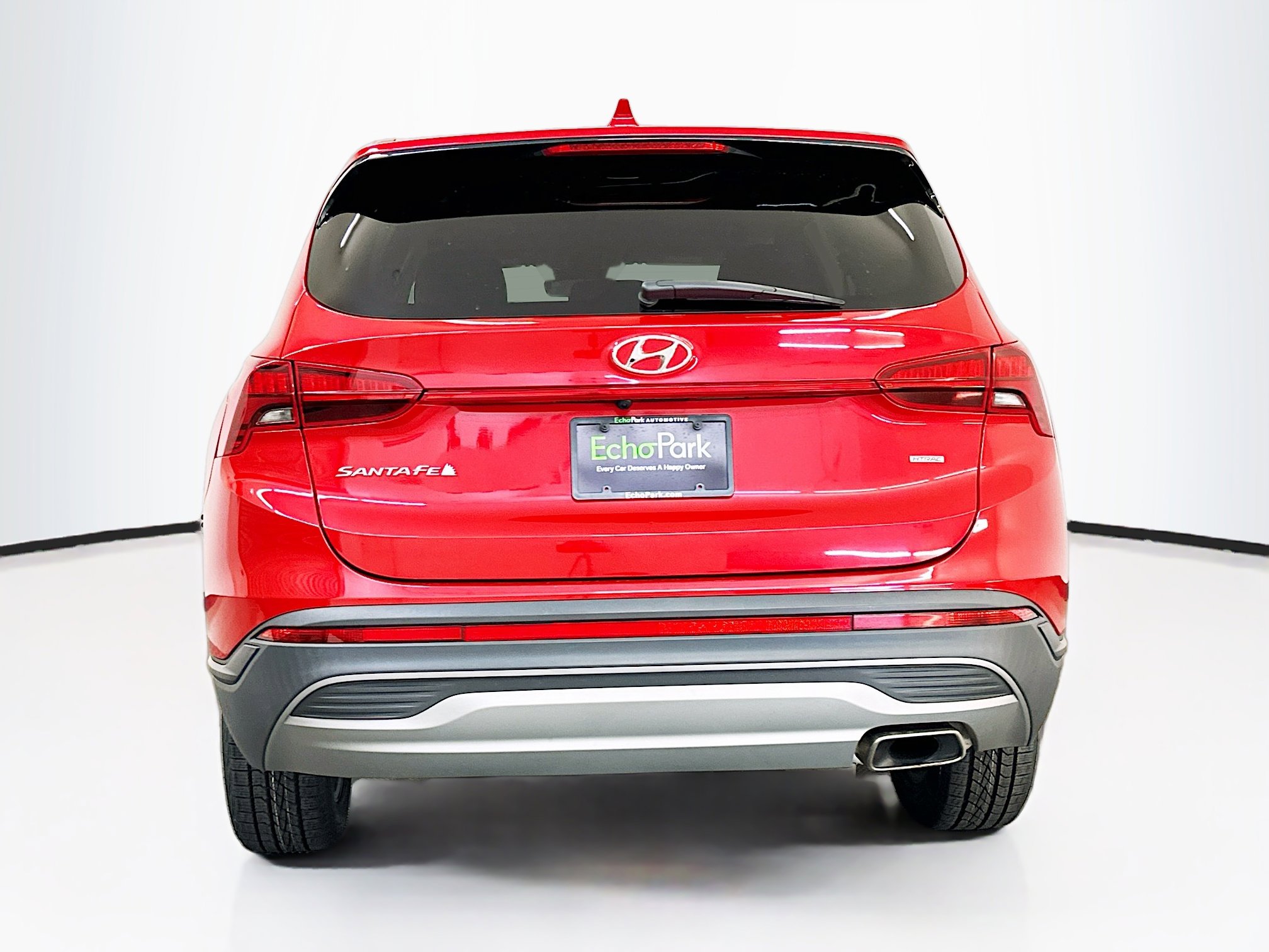 Used 2023 Hyundai Santa Fe SE w/ Cargo Package image 7