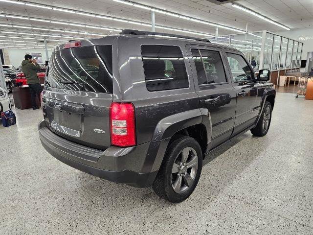 Used 2015 Jeep Patriot High Altitude AWD/4WD image 5