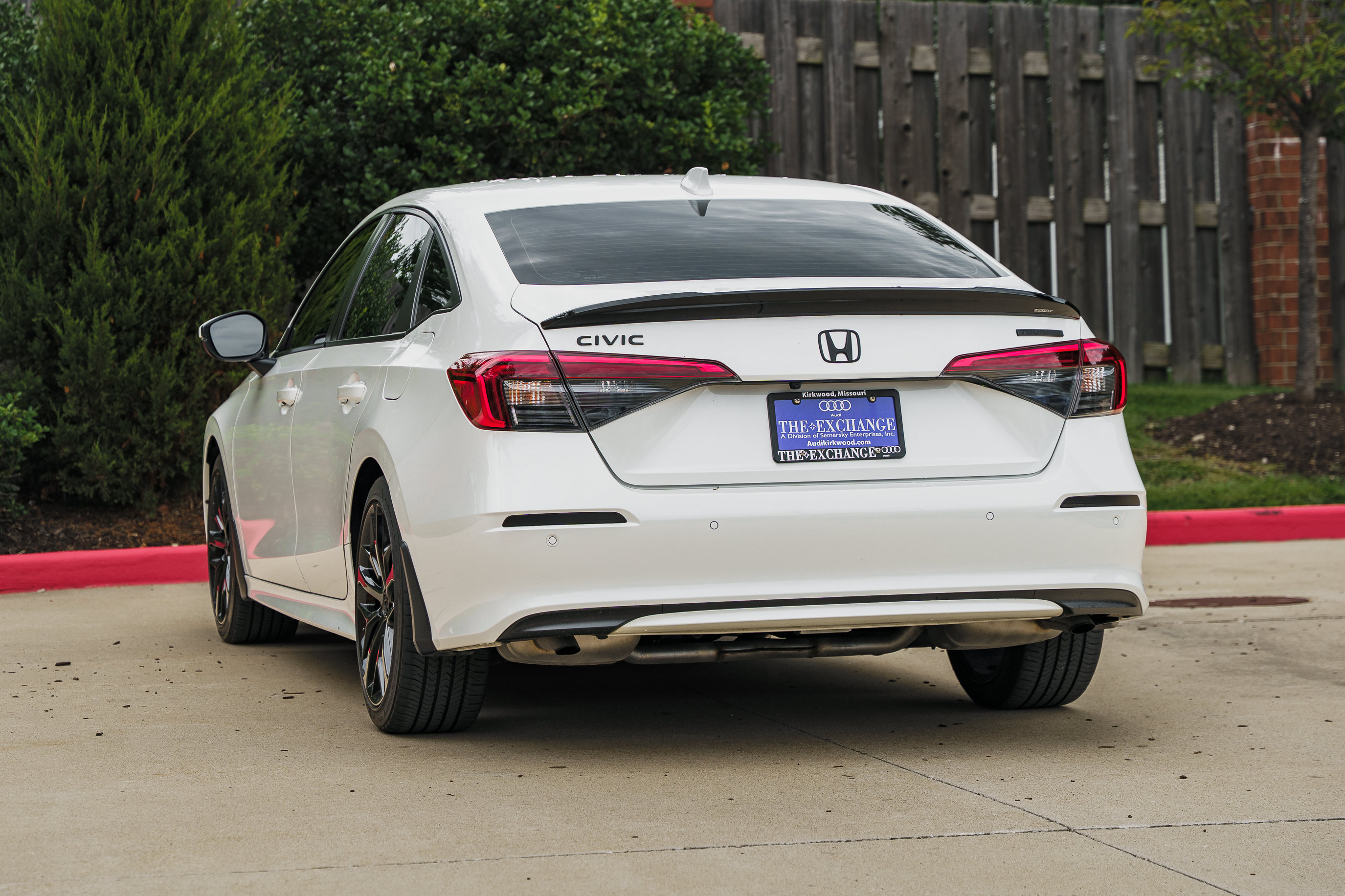 Used 2024 Honda Civic Touring image 4