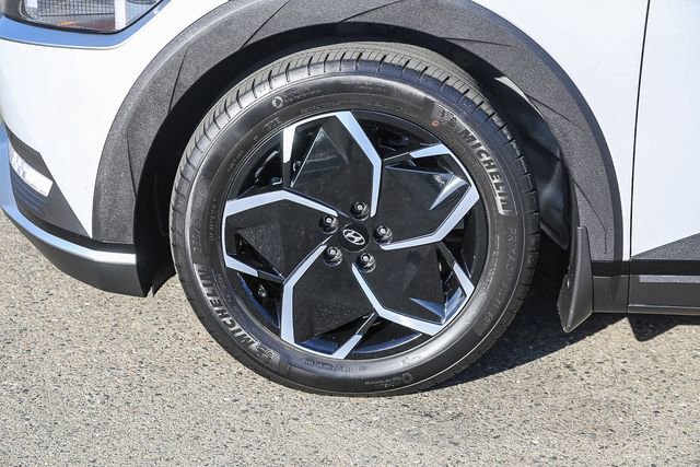 Certified 2024 Hyundai Ioniq 5 SEL RWD image 11
