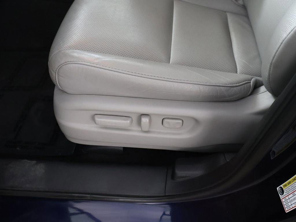 Used 2025 Honda Passport EX-L image 31