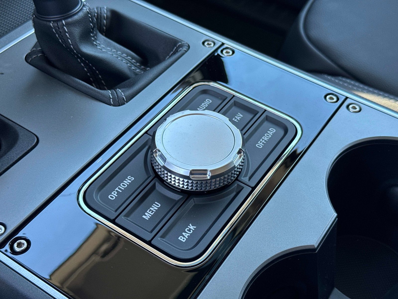 New 2025 INEOS Grenadier Fieldmaster Edition image 24