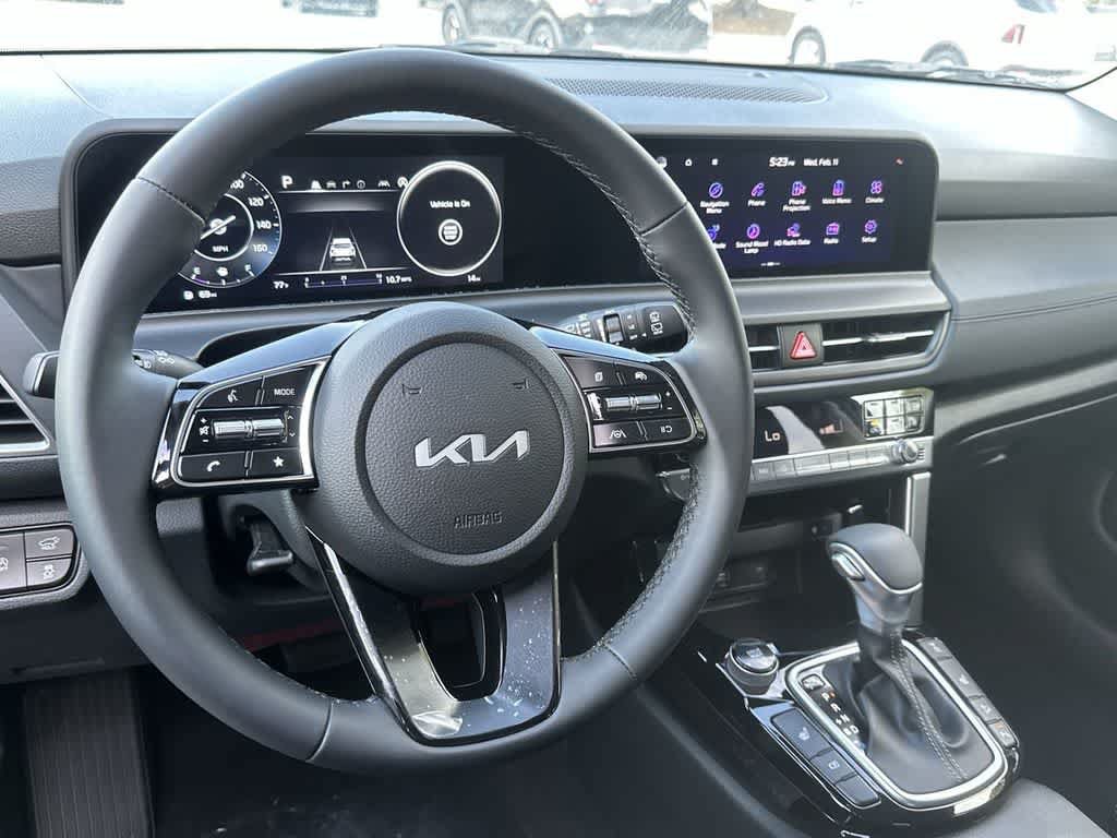 Certified 2026 Kia Seltos EX w/ EX Sunroof Package AWD/4WD image 13