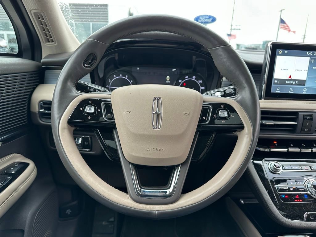 Used 2022 Lincoln Corsair AWD w/ Premium Package image 30