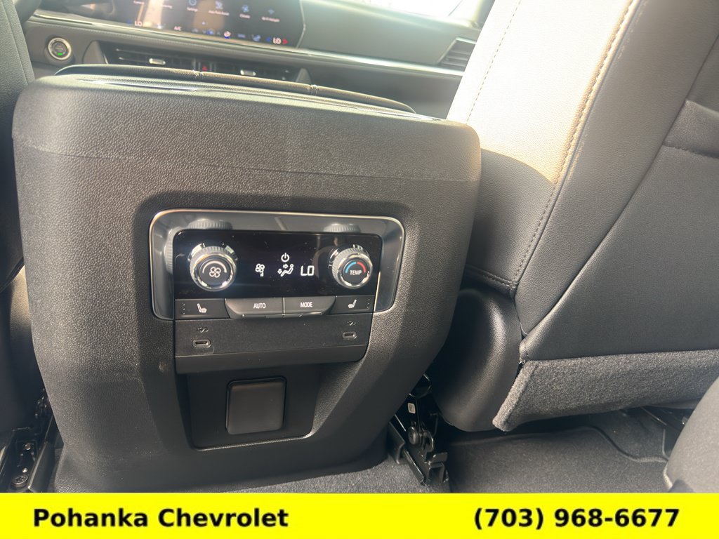 New 2026 Chevrolet Suburban Z71 w/ Comfort Package AWD/4WD image 29
