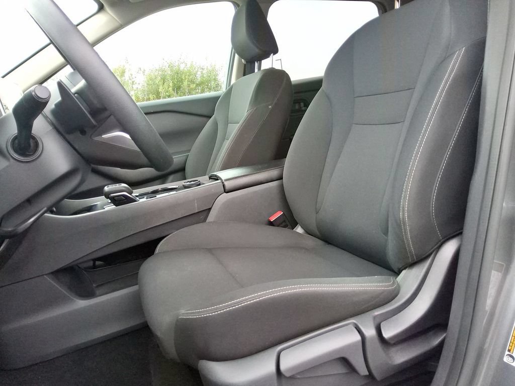 Used 2024 Nissan Rogue S AWD/4WD image 12