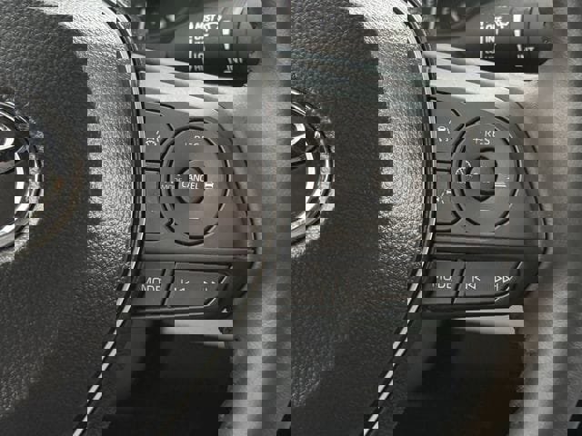 Used 2025 Toyota Corolla SE image 15