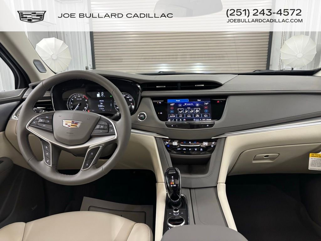 New 2025 Cadillac XT5 Premium Luxury w/ LPO, Floor Liner Package image 34