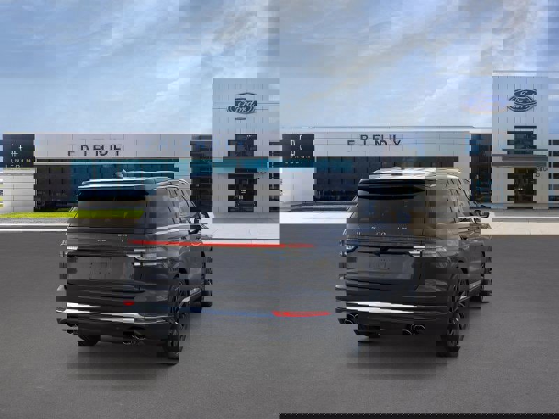 New 2026 Lincoln Aviator Reserve image 8